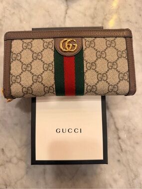 Gucci GG Ophidia zip around wallet